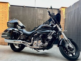 Hyosung Aquila GV650i Negra