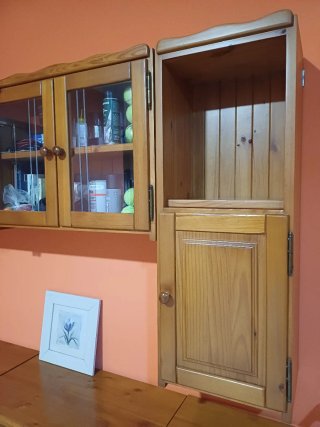 Mueble de madera modular vitrina y televisión