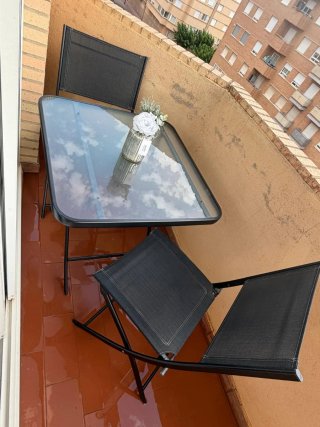Conjunto mesa y sillas terraza plegables