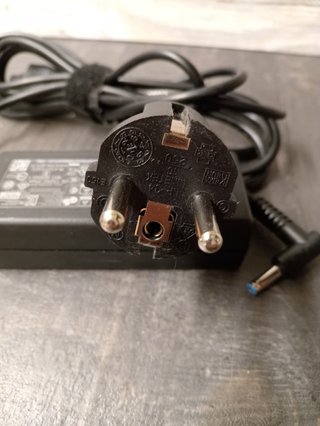 Caricabatterie HP 45W TPN-LA14