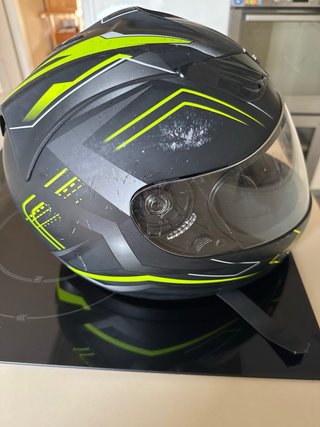 Casco Moto KYON Negro y Amarillo