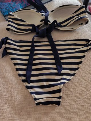 Bikini H&M Rayas Blanco y Azul T.36/38