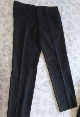 Traje Kurt & Kross London Negro y Corbata Verde