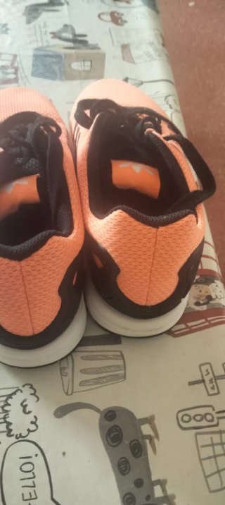 Zapatillas Adidas Naranja y Negro