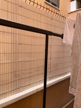 Burro para ropa metálico negro