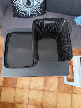 Caja de almacenamiento negra