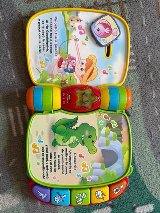 Dos libros interactivos 12-18 meses