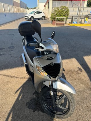 Honda SH 125i Scooter Gris/Plata