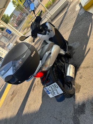 Honda SH 125i Scooter Gris/Plata