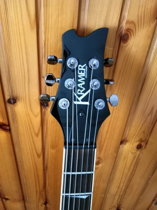 Chitarra Elettrica Kramer Assault 220 Hardtail