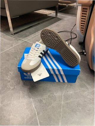 Adidas Samba Talla 44 Beige/Blanco