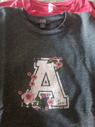 Lote 5 Sudaderas Mujer. Talla M/L Crivit, Benetton