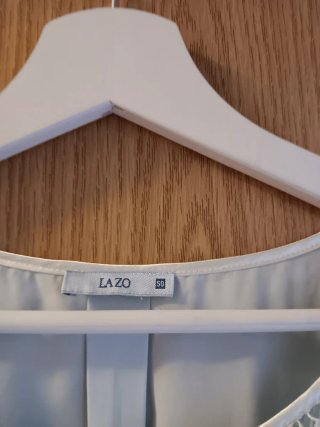 Camisón azul con encaje