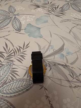 Reloj Duward Negro y Dorado