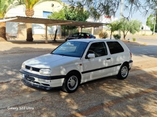 Volkswagen  - Golf  TLF: 642 - 34 - 62 - 67