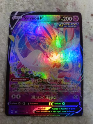 Carta Pokémon Sylveon V 200 HP