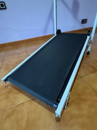 Cinta de andar plegable sin motor como nueva