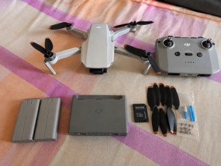 Dron DJI Mini 4K con 2 Baterías, como nuevo ..