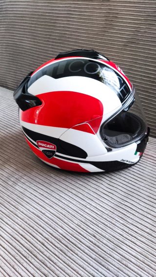 Casco Ducati Arai Chaser X