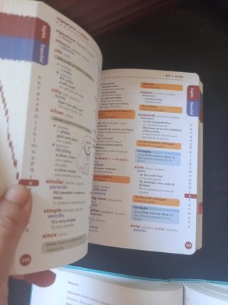 Diccionario de ingles español Collins.
