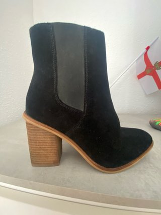Botines negros tacón madera