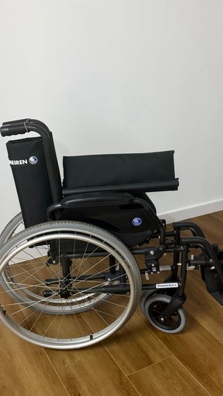 Silla de ruedas nueva
