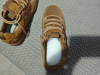 Zapatillas marrones sin estrenar