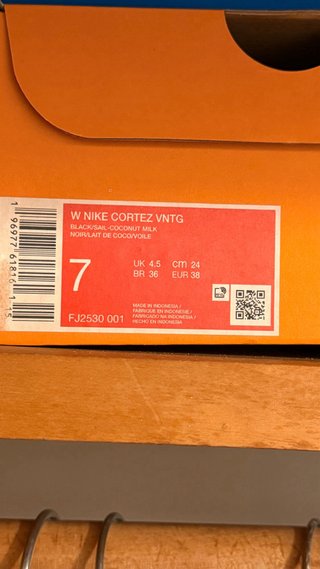 Nike Cortez VNTG Negro/Blanco Nuevas