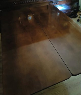 Mesa de comedor extensible de madera