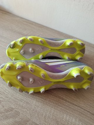 Botas de fútbol niño Adidas Morado