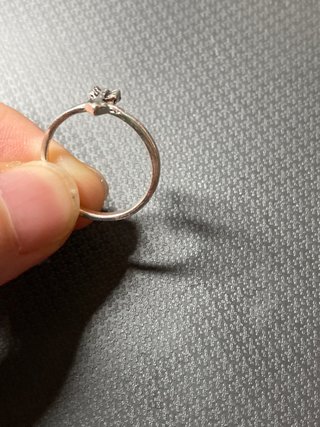 Anillo de plata con diseño de flecha