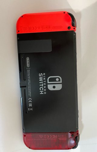 Nintendo Switch + 9 Juegos (muy cuidada)