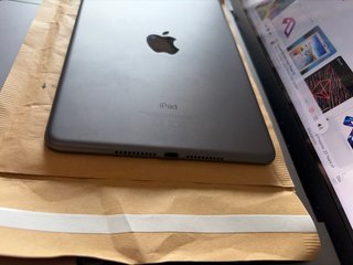 iPad mini 5 64GB Negro/Gris