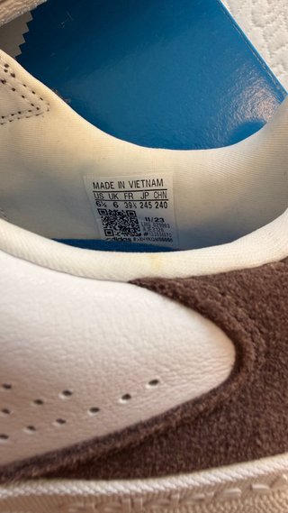 Adidas Tyshawn Low Marrones/Doradas Nuevas