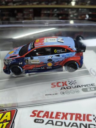 Scalextric Advance Hyundai i20 WRC Sordo