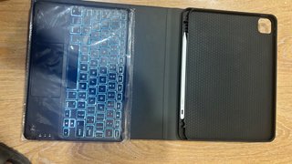 Funda Teclado PU Piel iPad Air 11 Pro+Metapen A8