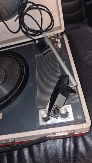 Tocadiscos General Electric Pequeño