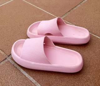 Chanclas rosas T.36