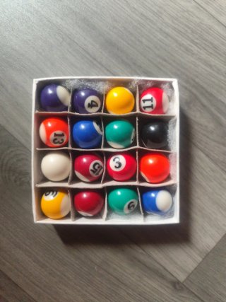 Mini Bolas de Billar (16 Piezas)