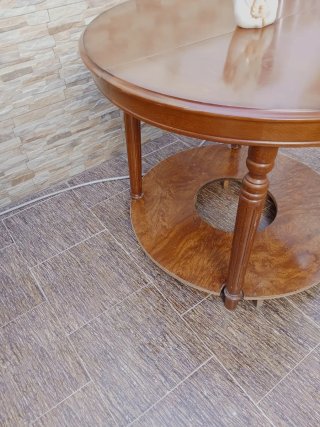Mesa extensible madera 1,29x1m y cerrada 1 metro