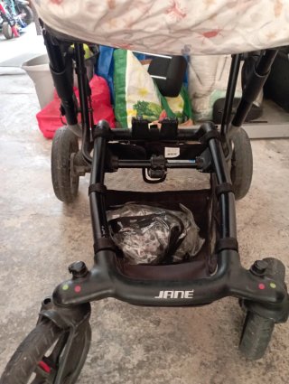 Carro Jane Epic