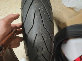 Neumáticos Pirelli Ángel GT 120/70 R17 180/55 R17