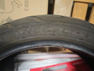 Neumáticos Pirelli Ángel GT 120/70 R17 180/55 R17