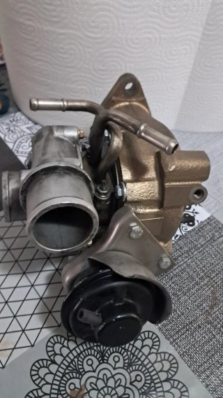 Turbo Toyota Rav4 2.0 D4-D