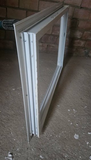 Ventana corredera de aluminio blanca