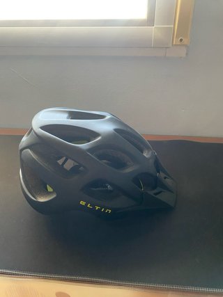 Casco de ciclismo Eltin negro