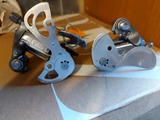2 Desviadores Traseros Shimano 600 Tricolor