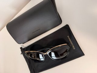 Occhiali da sole Dolce & Gabbana neri e dorati