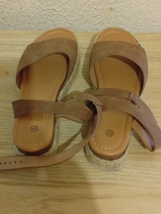 Sandalias Beige/Marrón Talla 40