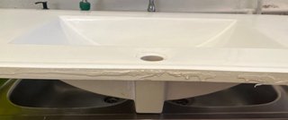 Lavabo de porcelana blanco